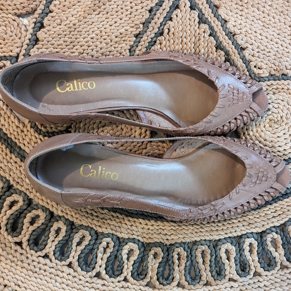 Vintage Mini Wedge Heel Sandals - Picture 4 of 11